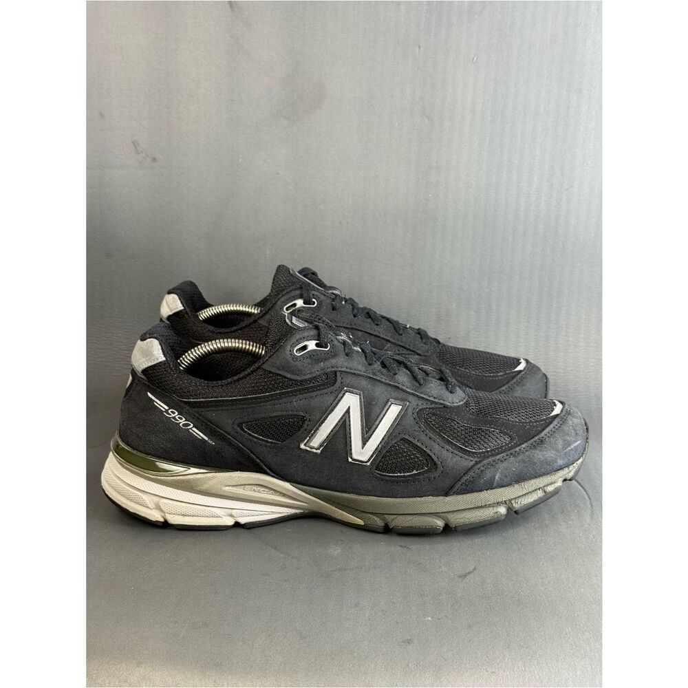 New Balance 990v4 Made in USA athletic sneaker shoes men’s size 11.5
